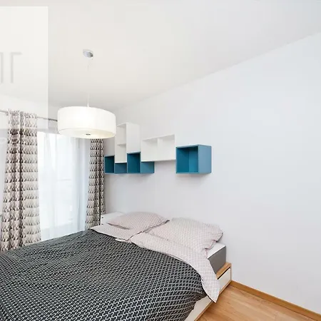 Charming And Bright- Golden Apartments- Old Town